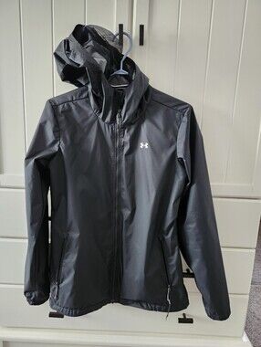 Under Armour Womans Black Hooded Rain Shell Jacket